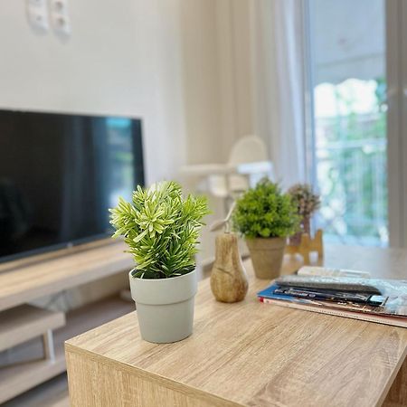 אתונה Near Acropolis New 2 Bedrooms Apt In Koukaki מראה חיצוני תמונה